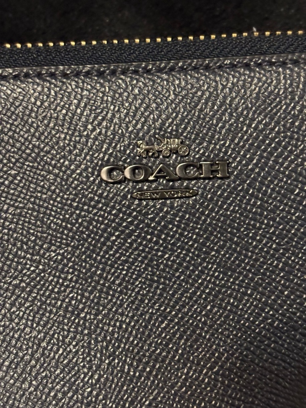 COACH Navy Blue Pebbled Leather Wristlet Zip Wallet with Silver Logo - Picture 3 of 5